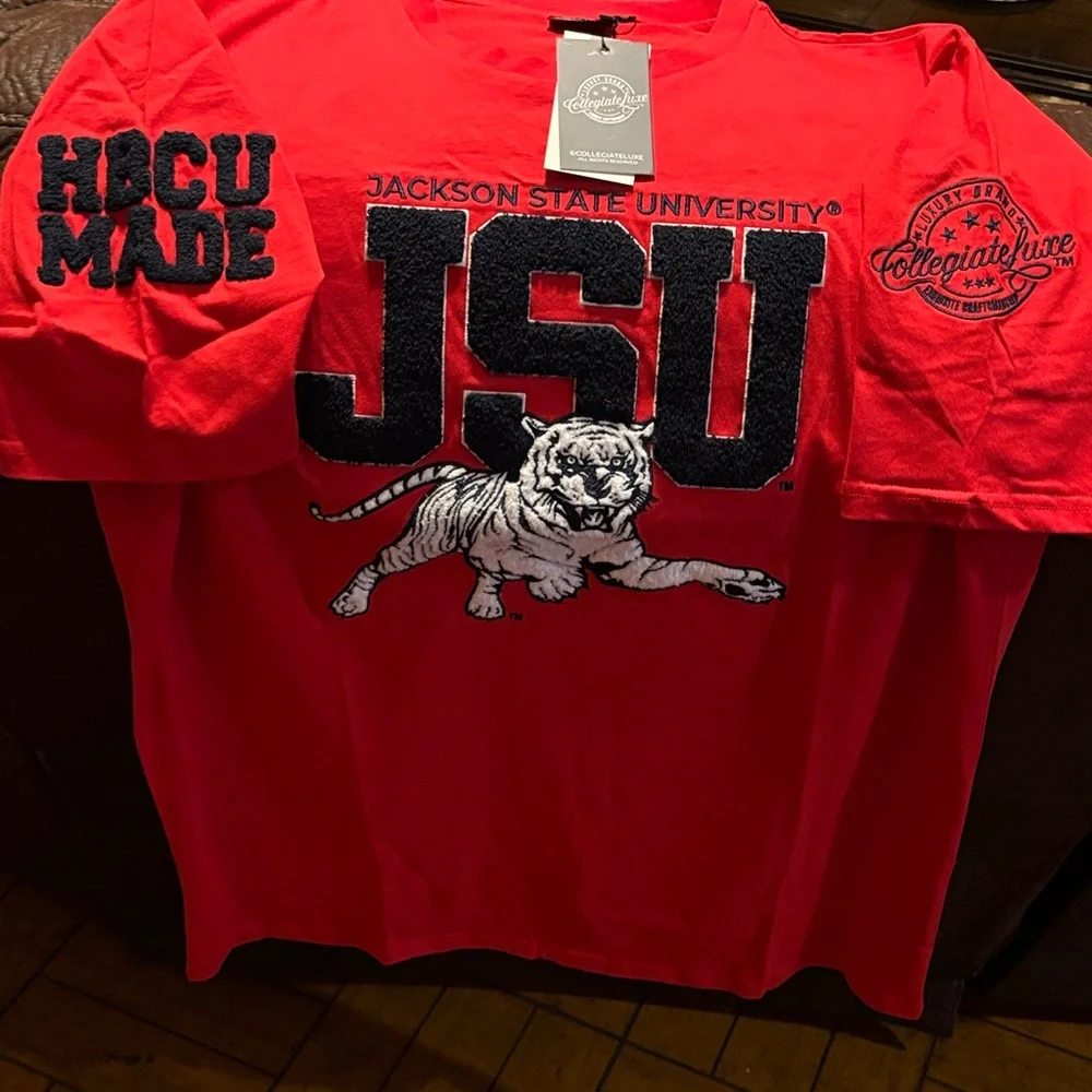 JSU Red Graphic Short Sleeve Tee - Picture 3 of 5